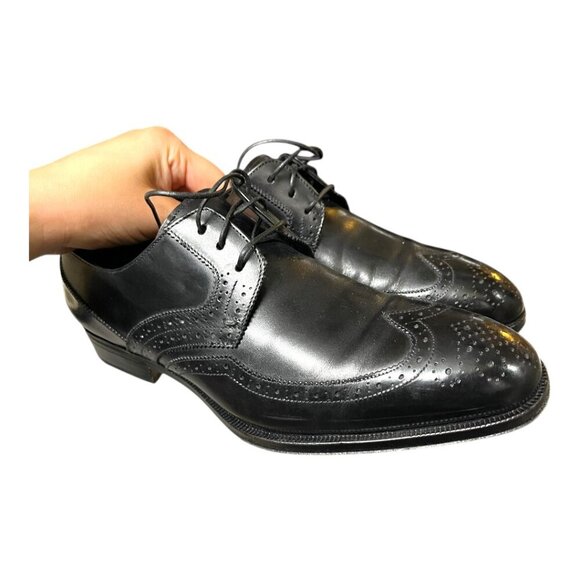 Salvatore Ferragamo Black Calfskin Leather Lace-Up Derby Shoes w/Wingtip Toe Cap
